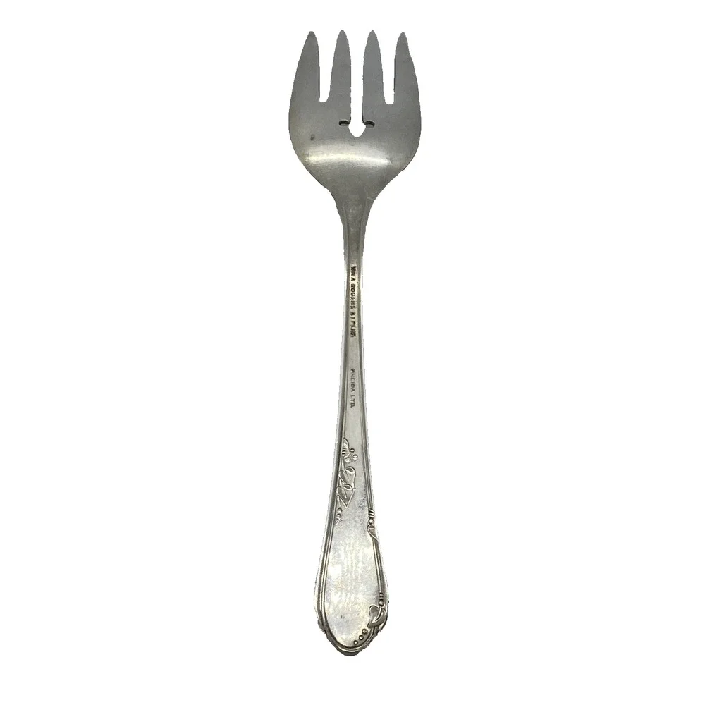 1936 Wm A Rogers A1 Meadowbrook 8” Serving Fork Silver Plate Heather Pattern